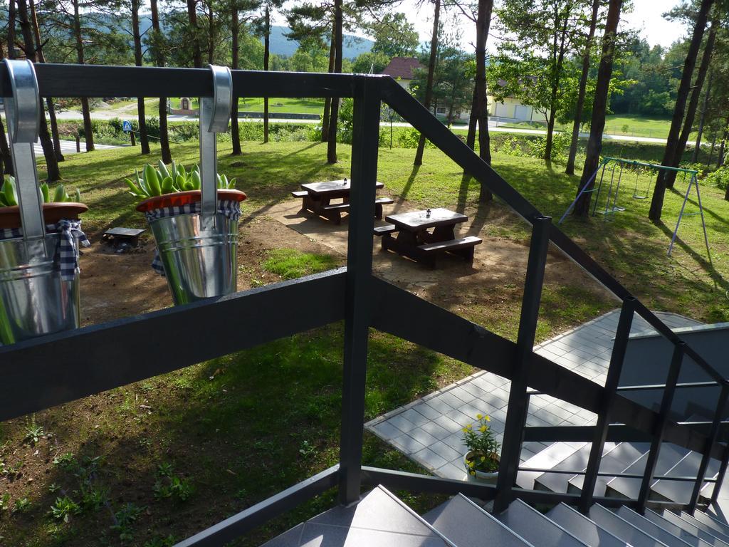 Guest House Rudine Slunj Exterior foto